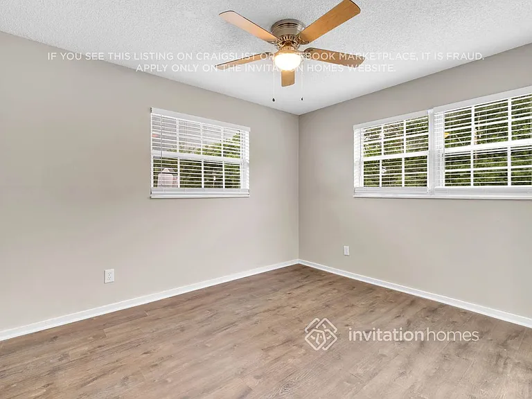 8061 Delaroche Dr — Photo 18