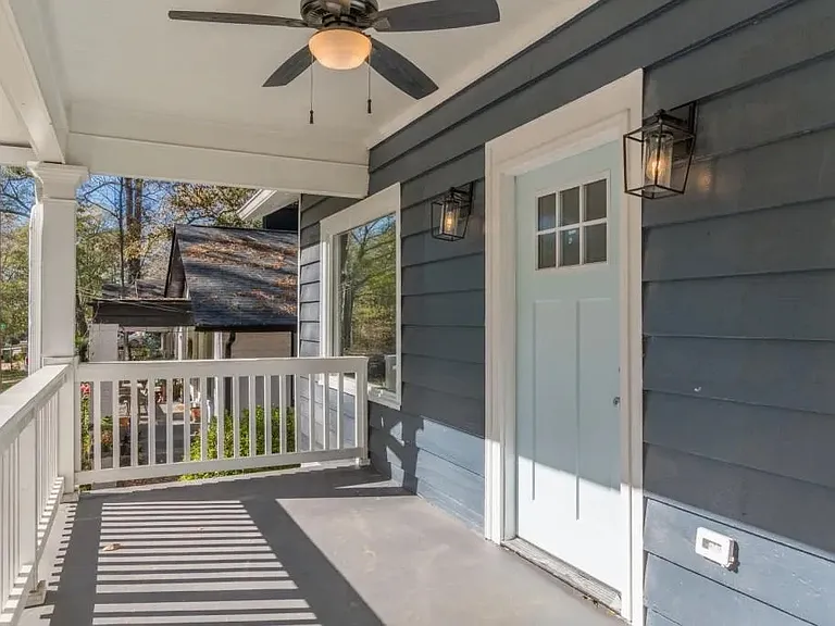 1659 Olympian Way SW — Photo 3