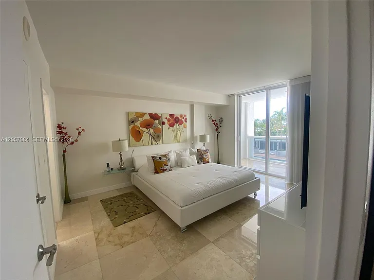 10275 Collins Ave #215 — Photo 18