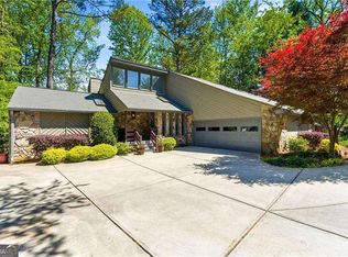 4221 Burns Heritage Trl NE, Roswell, GA 30075