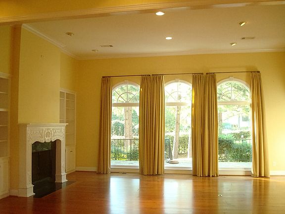 5th image of 2445 Greenwich Park Cir
