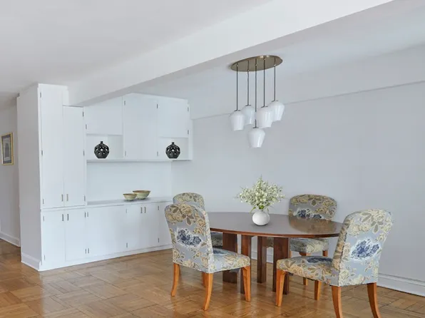120 East 81st Street 9A image 3 of 13