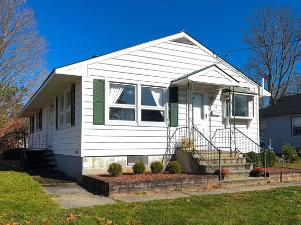 37 Dundee Street, St. Johnsbury, VT 05819