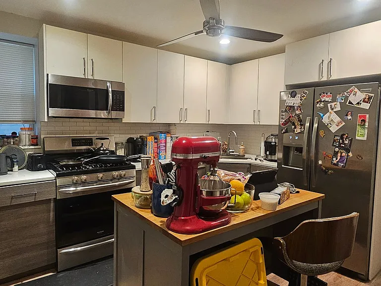 2952 W Nelson St — Photo 11