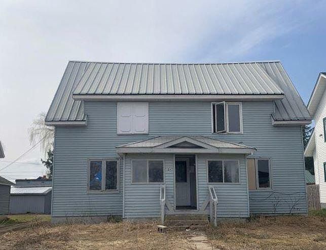 1st image of 404 E Truman St