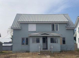 404 E Truman St, Newberry, MI 49868