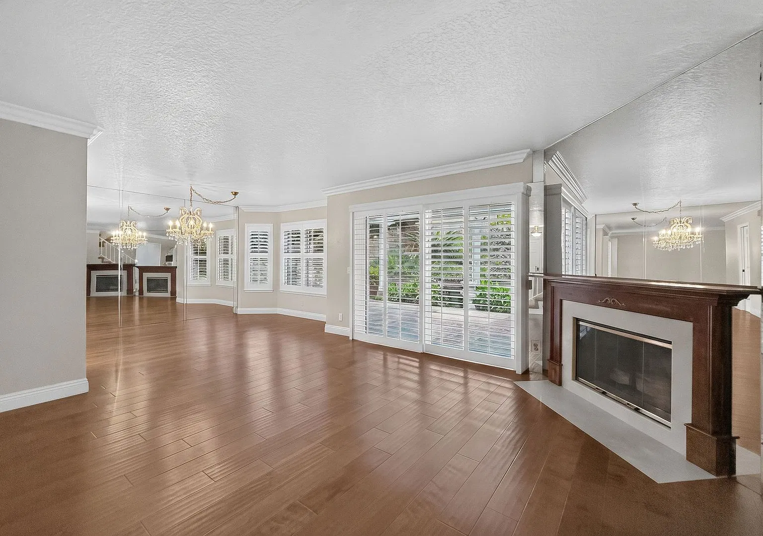 Spacious 4-Bedroom Laguna Niguel Home Near Parks and Top Shopping — Photo 4