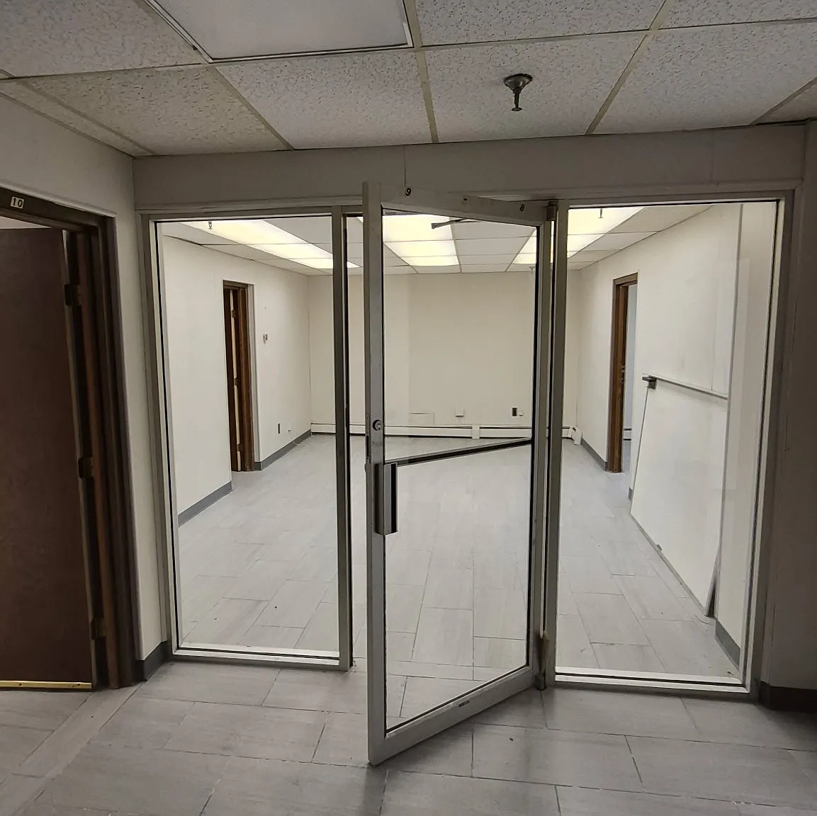 5 bed, 500 sqft, $750 — Photo 1
