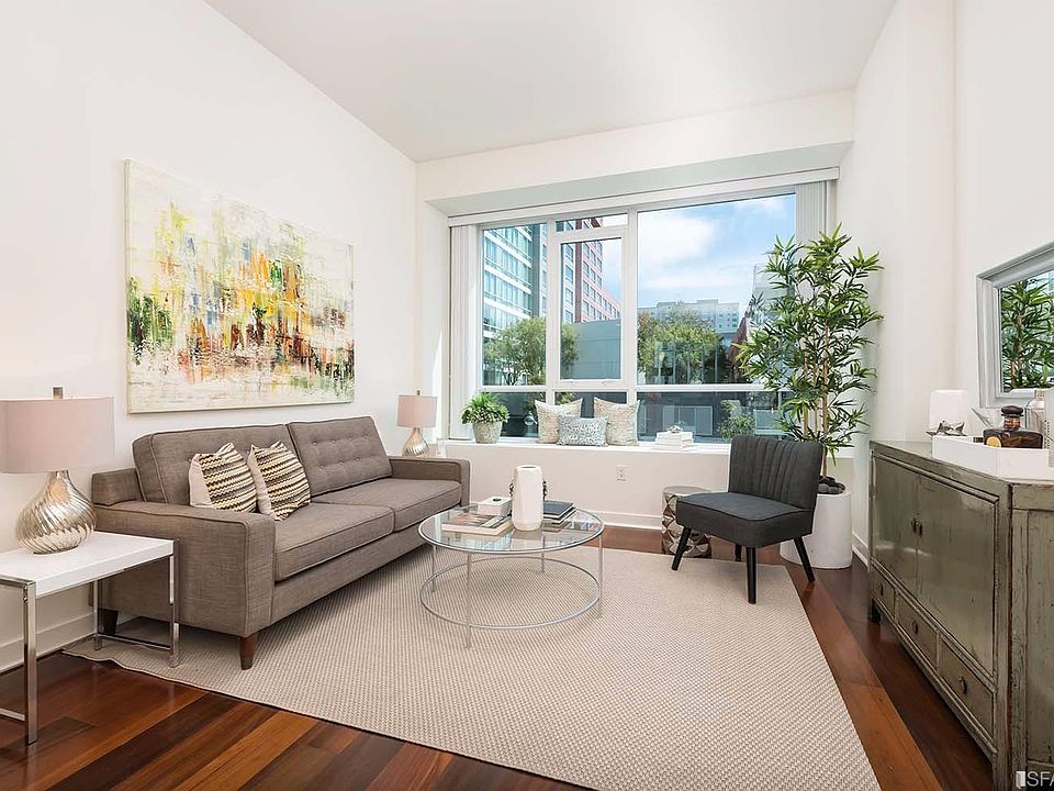 1st image of 300 Berry St Unit 305