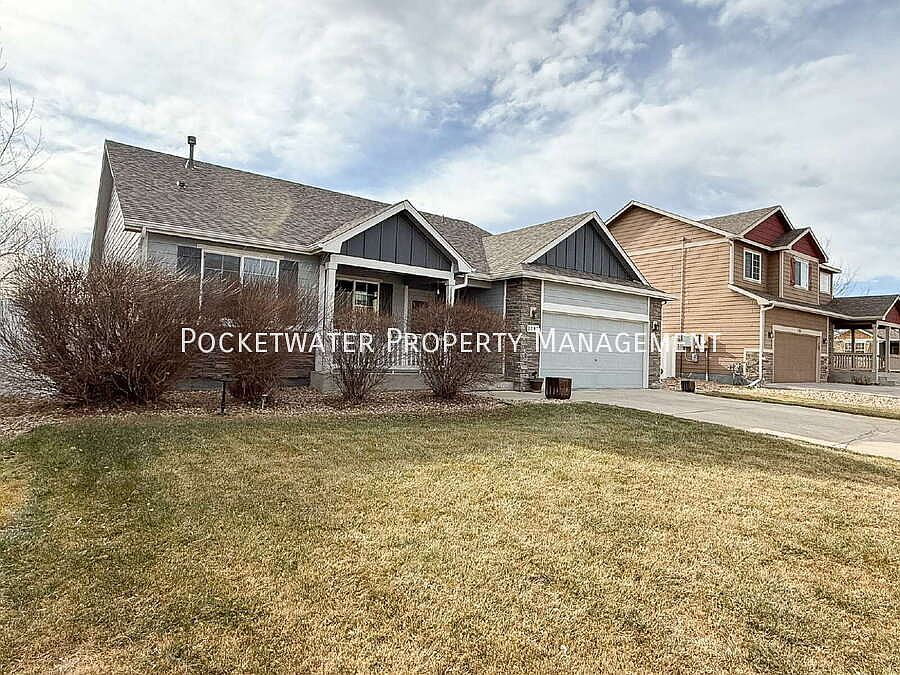 1st image of 3392 Hackberry Ln