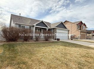 3392 Hackberry Ln, Johnstown, CO 80534