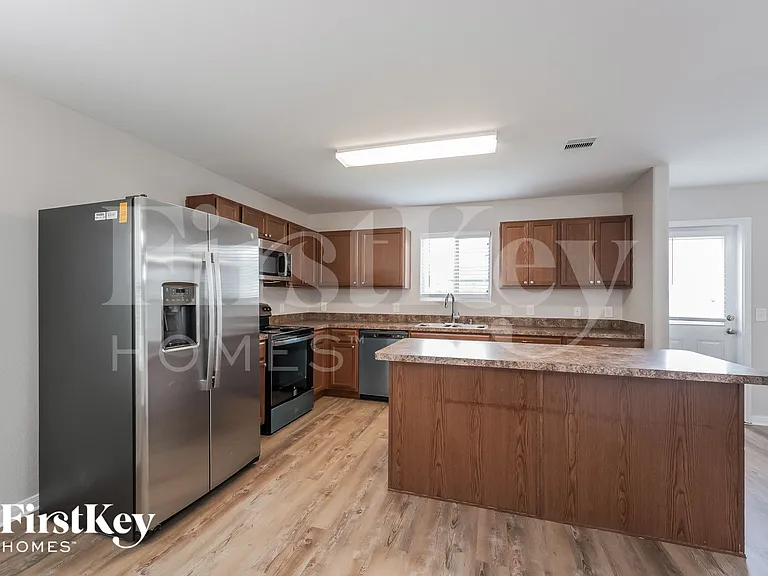 9923 Sanders Rose Ln — Photo 7