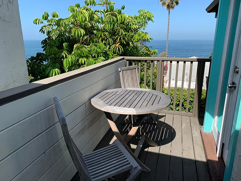 2685 S Coast Hwy — Photo 11