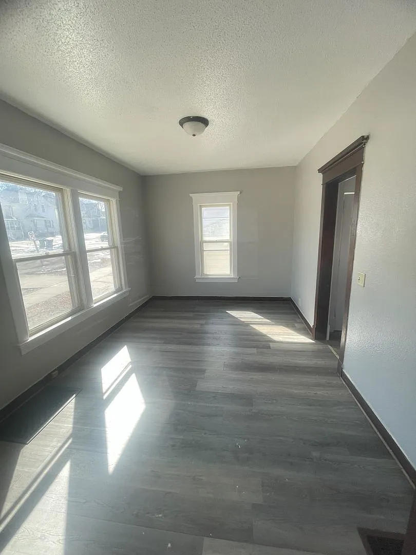4 Bedroom 1 and 1/2 Bathroom Home for Rent! — Photo 3