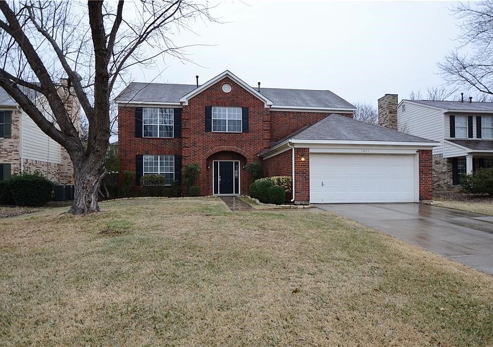 1st image of 1621 River Birch Dr
