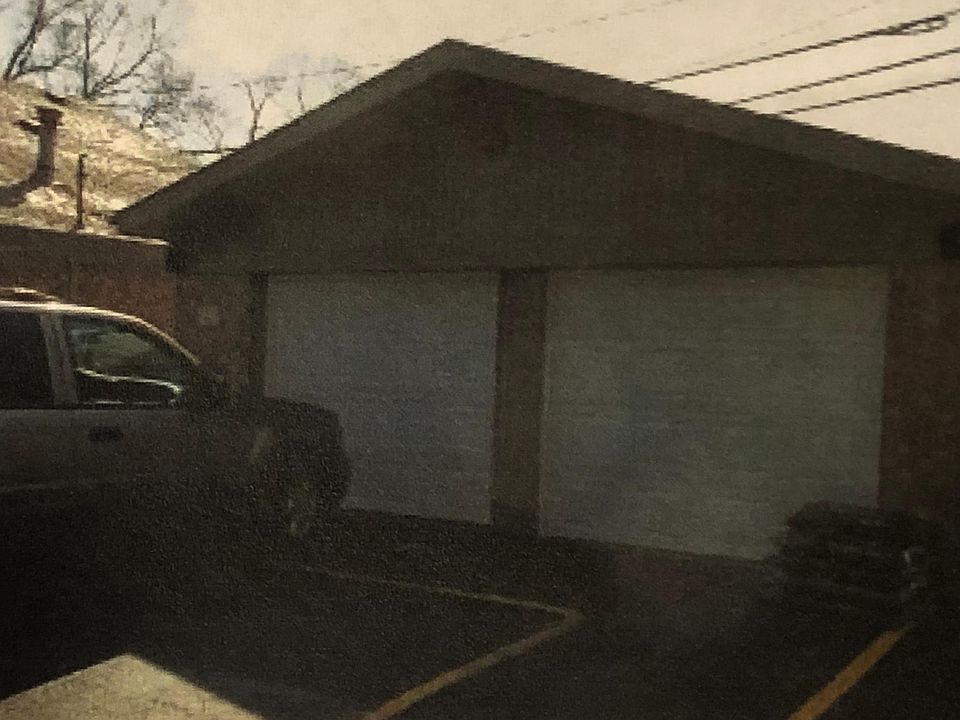2nd image of 801 Scott St #1