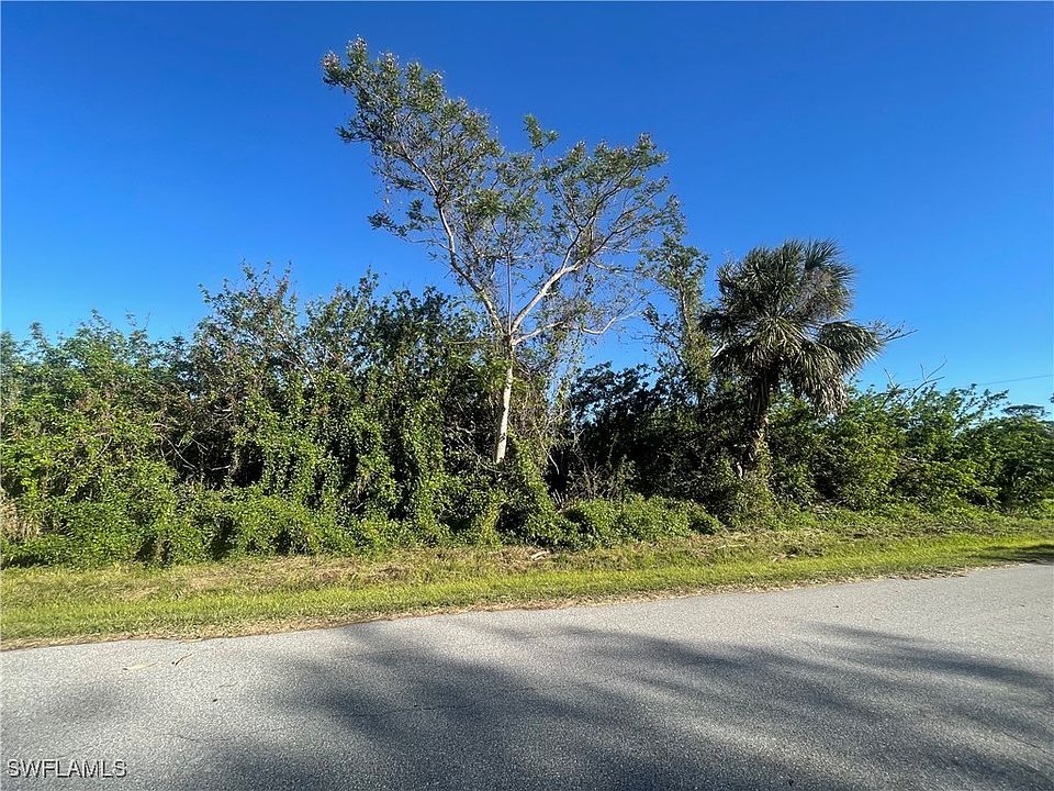 2nd image of 26516 Flower Rd