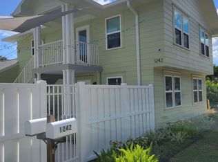 1242 13th St N APT 2, Saint Petersburg, FL 33705