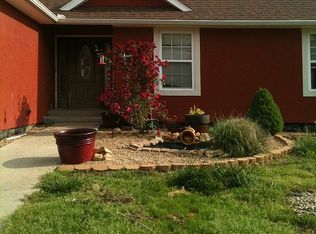 26704 Prairie Rd, Sedalia, MO 65301