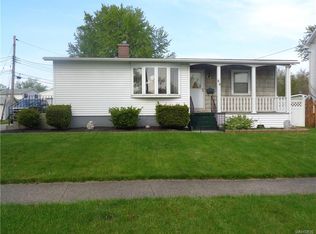 66 Follette Ln, Tonawanda, NY 14150