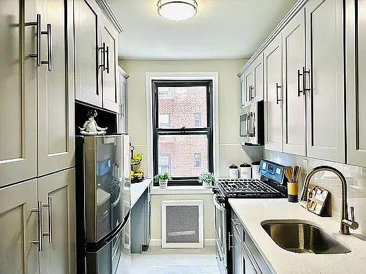 2nd image of 91-10 32nd Ave #305
