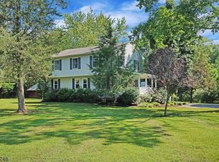 13 Railroad Ln, Whitehouse Station, NJ 08889