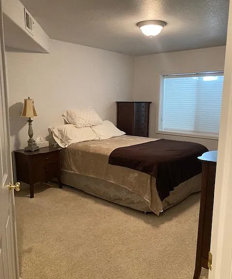 lower level bedroom w/attached bath