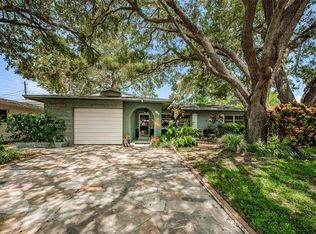 488 Seacrest Dr, Largo, FL 33771