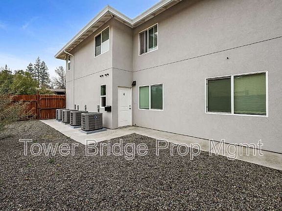 2nd image of 2409 Cava Ct Unit 4