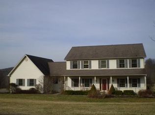 2613 Honeysuckle Ln, Elmira, NY 14903