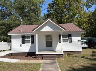 328 Keith Ave, Saint Pauls, NC 28384