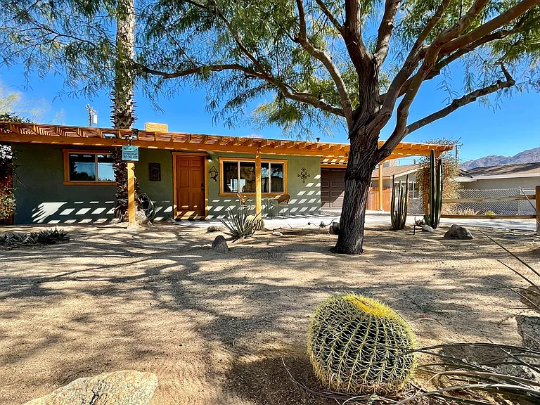 6161 Chia Ave — Photo 17