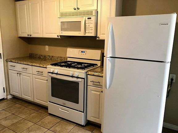 5th image of 1250 Tennyson St APT E
