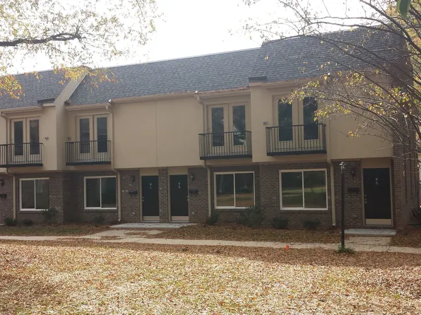 1445 Brookwood Dr APT D, Winston Salem, NC 27106