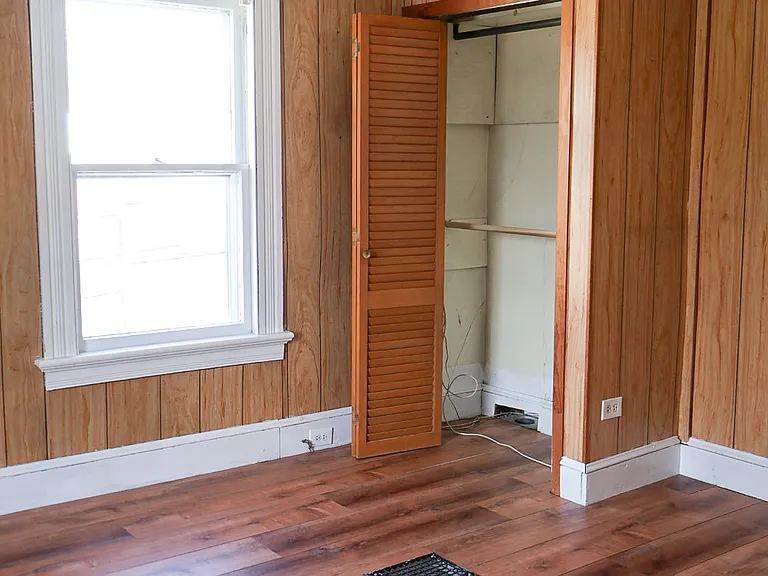 66 Forest Ct — Photo 15