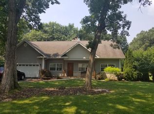 14 Ferndale Rd, Deer Park, IL 60010