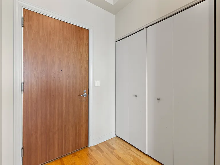 1211 S Prairie Ave #3205 — Photo 6