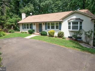 329 Braehead Dr, Fredericksburg, VA 22401