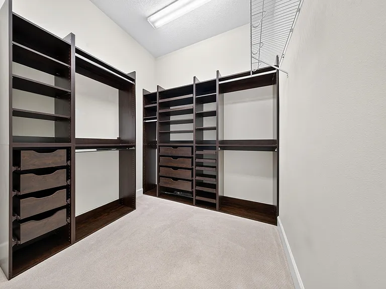 8883 Kingsmoor Way — Photo 39