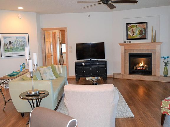 5th image of 410 W Lake Dr APT 202