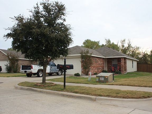 3rd image of 4035 Shawnee Trl