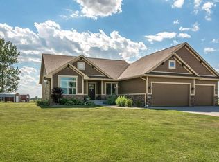 8424 NE 56th St, Bondurant, IA 50035