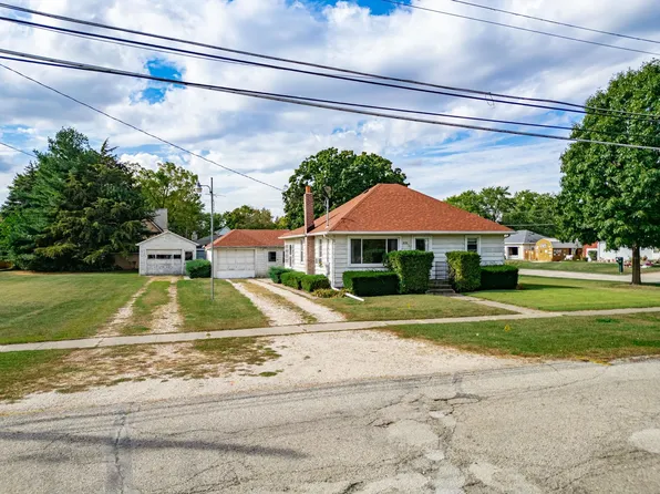 830 N Taylor St, Marengo, IL 60152