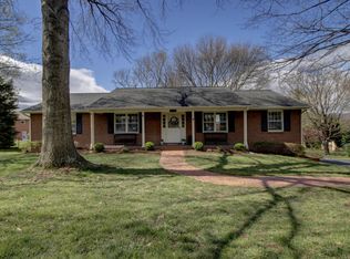 5014 N Lake Dr, Roanoke, VA 24019