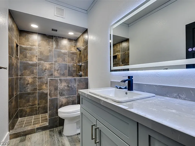 7040 Obannon Dr — Photo 26