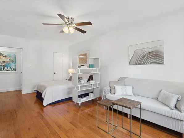 36 Dahill Rd APT 1L, Brooklyn, NY 11218