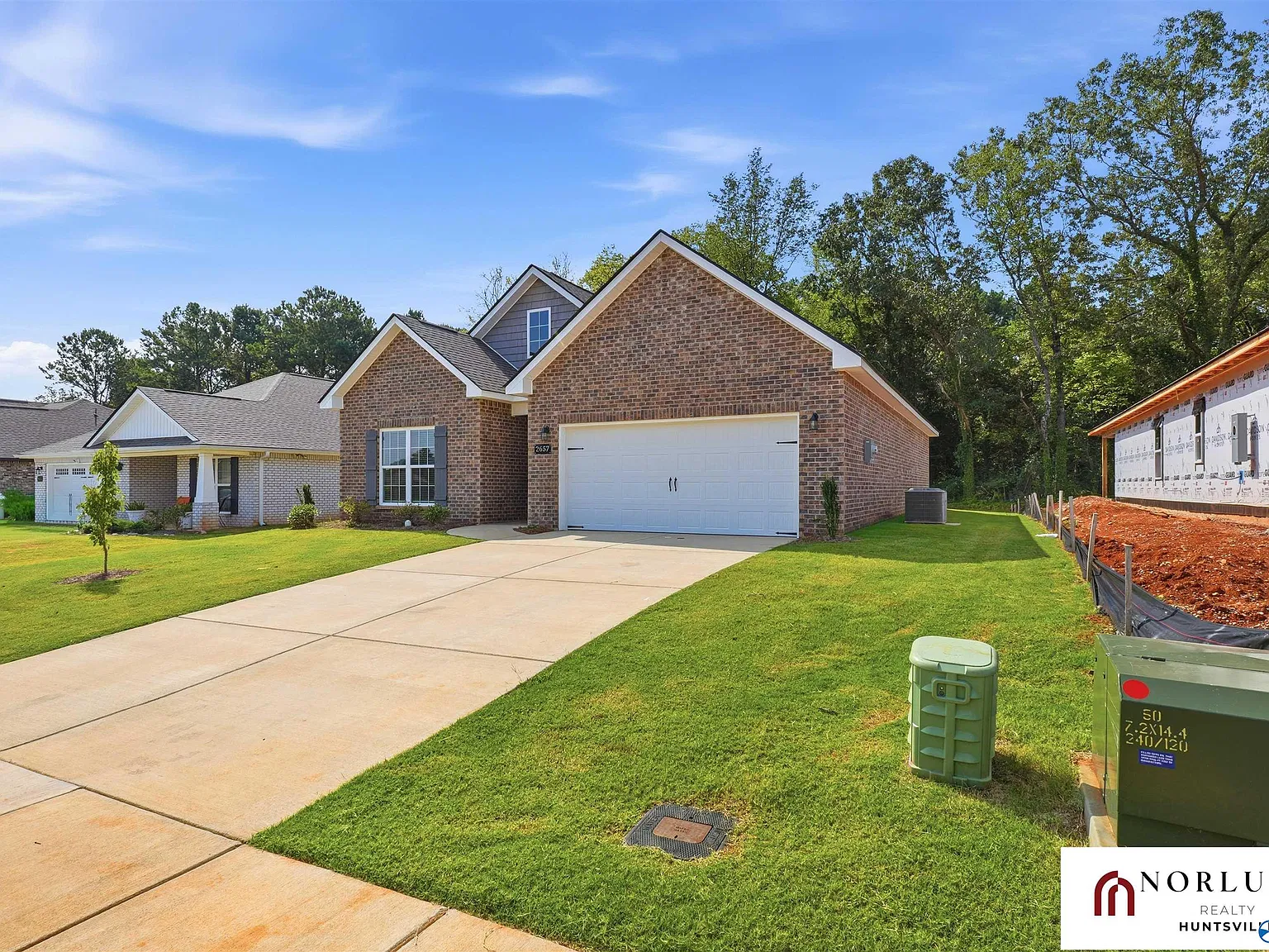 3 bed, 2.0 bath, 1600 sqft, $1,795 — Photo 3