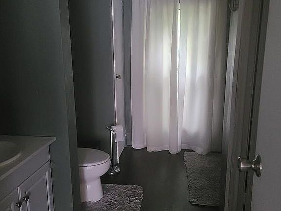 4th image of 313 Kensington Blvd
