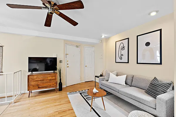 Rented by Urban Luxe | media 4