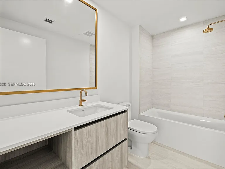 77 SE 5th St #2404 — Photo 11
